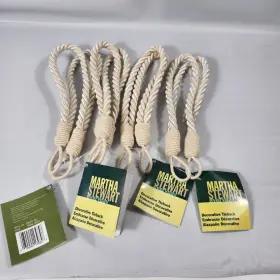 Bel Avenir 680306678976 4pcs Martha Stewart Curtain Tiebacks Decorative Drapes Holdbacks Rope White
