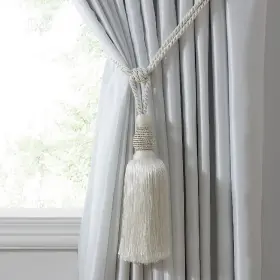 Elrene 739550334128 Home Fashions Julia Rhinestone Tassel Curtain Tieback 26 Inch Whi