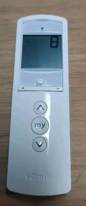 1811082 Somfy Telis 16 Rts Pure Channel Remote Control White