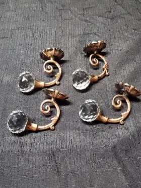 16331267mcft9o Winomo 4 Pcs Crystal Ball And Brass Colored Curtain/purse/ Coat Wall Mount Hooks