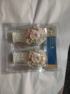 14009 Woodland Collection Vintage Decorative Sconce Set Victorian Flower Baskets