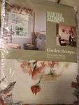Martha Stewart Garden Bouquet Floral Shabby Chic Ivory Pocket Valance 82 X16 Open. Price: $29.99.