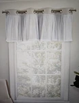 Exclusive Home Catarina Layered Room Darkening Blackout And Sheer Grommet Top Va New. Price: $9.74.